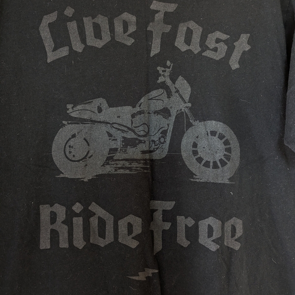 Black Motorcycle T shirt "Live Fast Ride Free" - M - Picture 4 of 4
